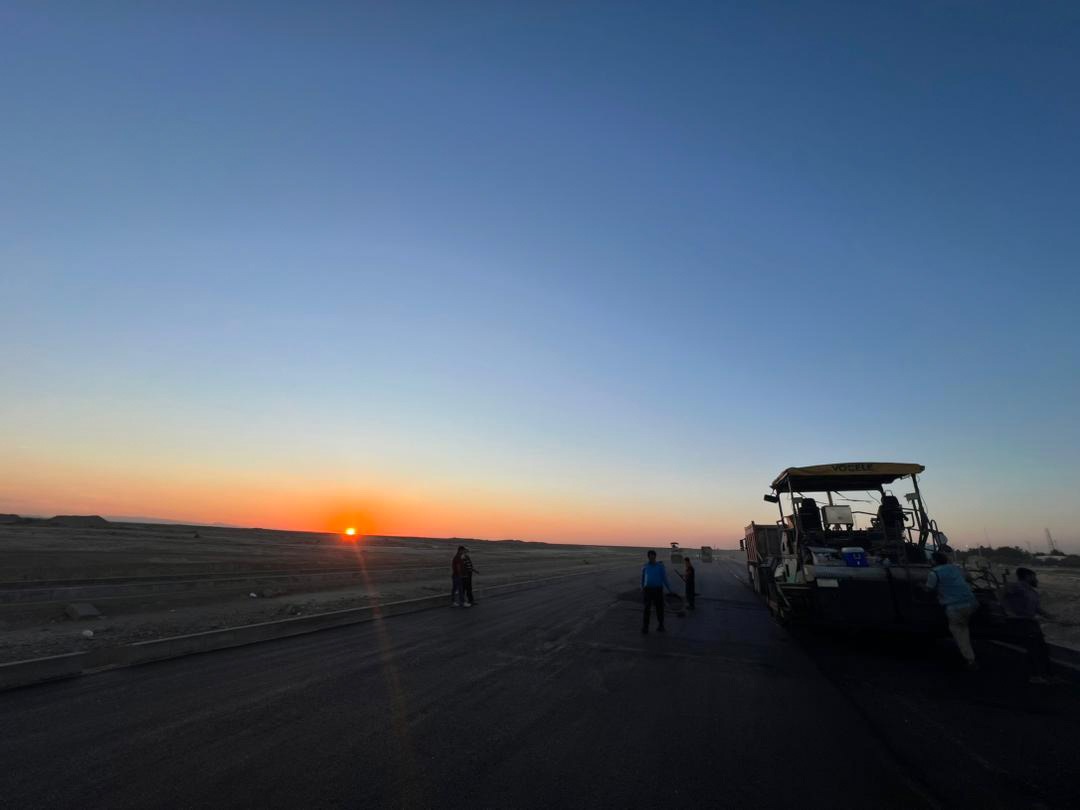 پروژه تراش و روکش آسفالت به صورت مکانیزه در جاده شاهرود سمنان